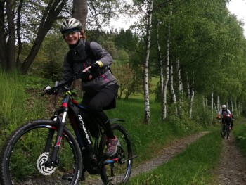 b5acca28 bb60 4c03 aada 3f68bad95828