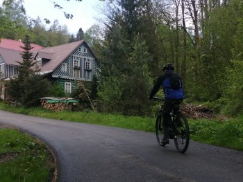 ce626b25 6562 4b79 8d17 3bd02bb5443c